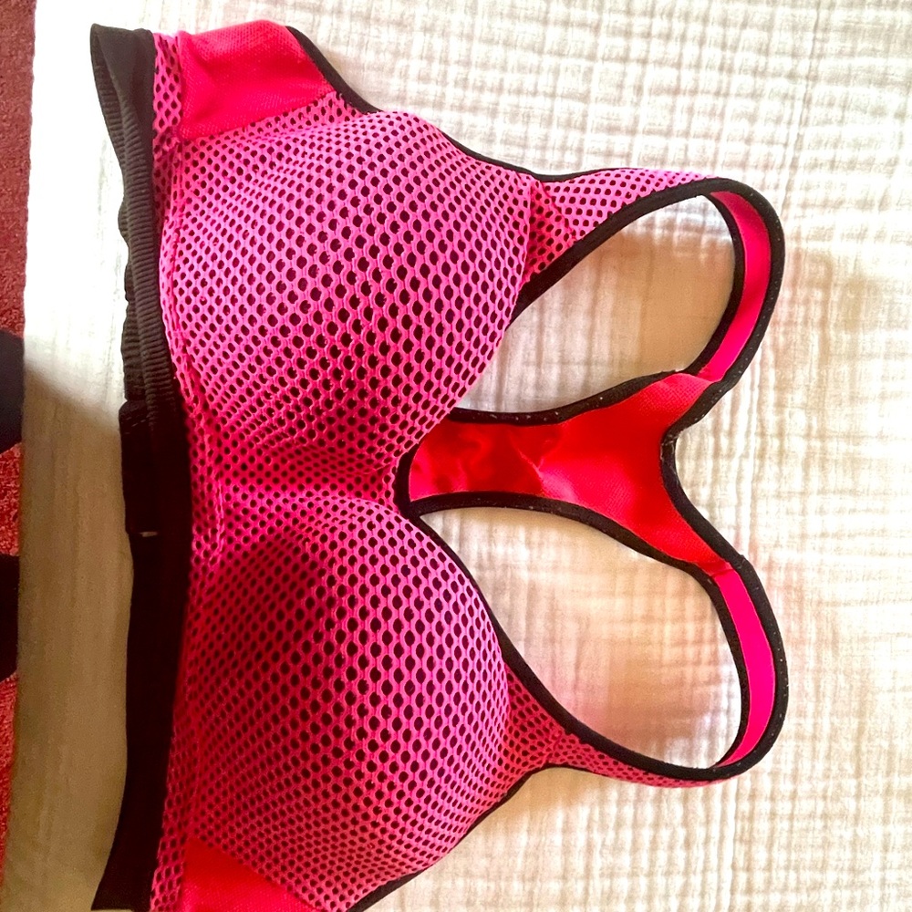 Victoria secret sports bra